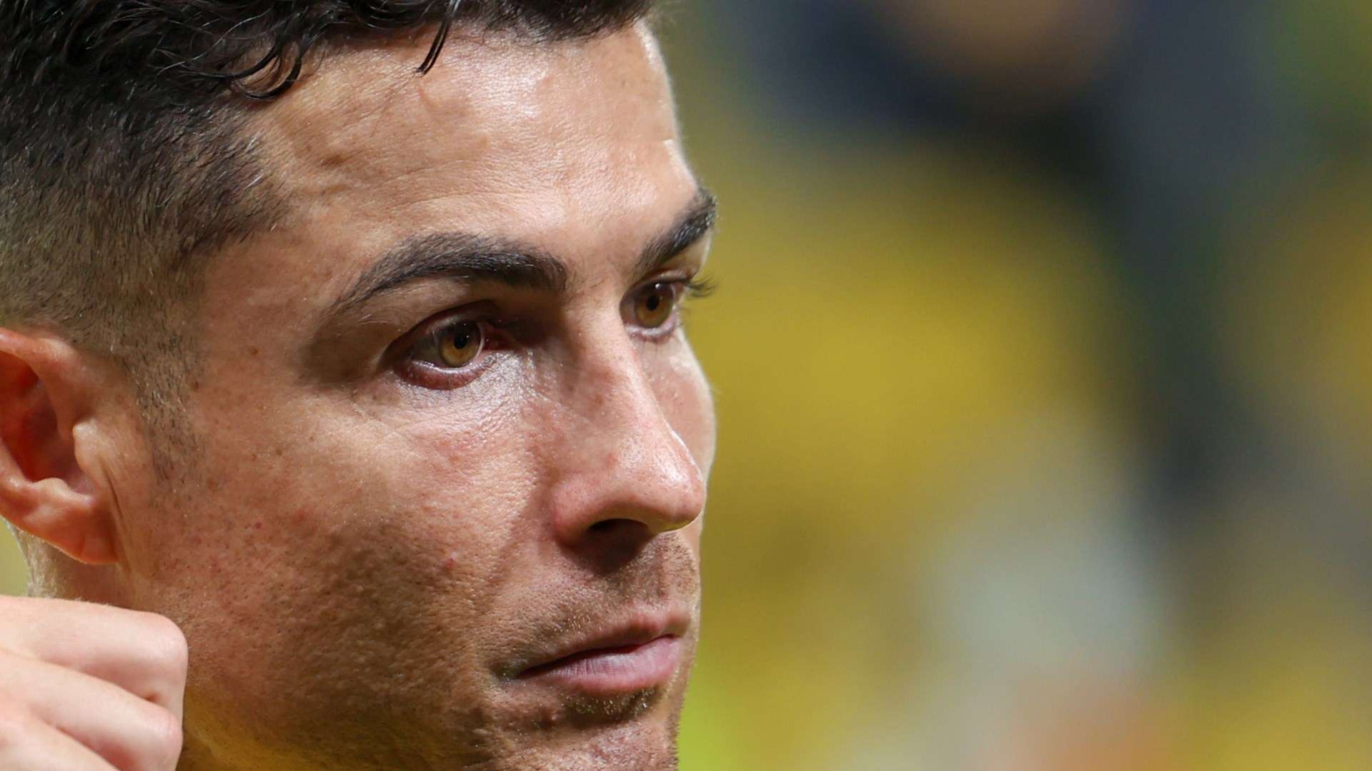 现出超凡的 现出超凡的