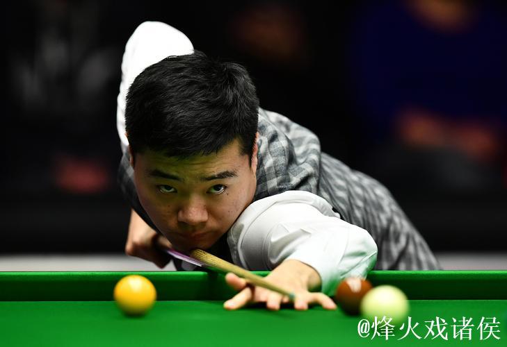 丁俊晖横扫格雷斯 挺进斯诺克国际锦标赛64强 丁俊晖横扫格雷斯 挺进斯诺克国际锦标赛64强